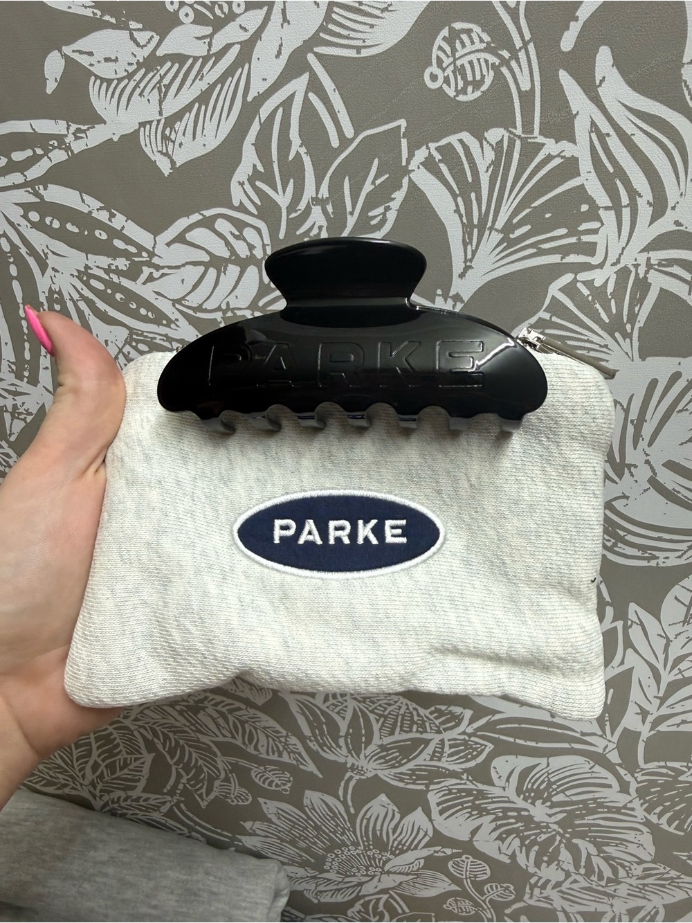 PARKE Claw Clip - Black - Back to School